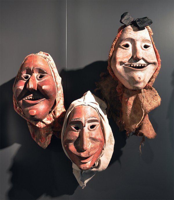 Karnevalsmasken aus der Schweiz