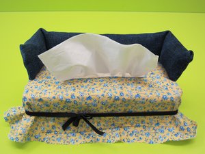 fertiges Taschentuch-Sofa